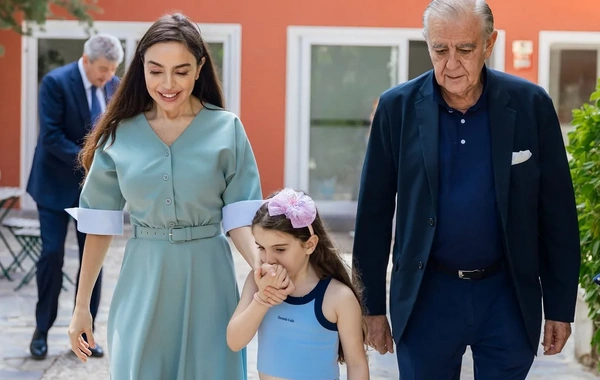 Leyla Əliyeva Madriddə xüsusi qayğıya ehtiyacı olan uşaqların məktəbini ziyarət edib