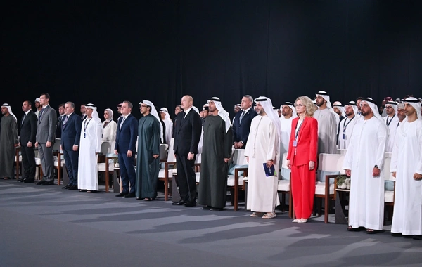 Əbu-Dabidə Azərbaycan Prezidenti İlham Əliyevin Birləşmiş Ərəb Əmirliklərinin Prezidenti ilə görüşü olub