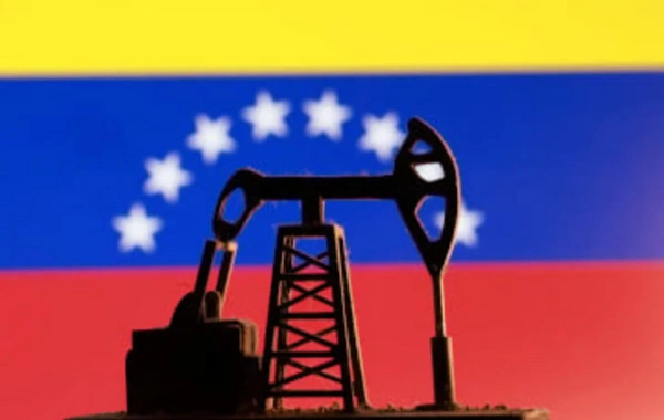 Venesuela Chevron və Eni şirkətləri ilə neft sazişləri imzalayıb