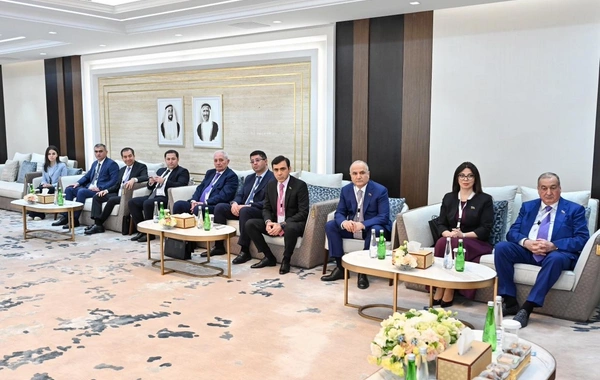 Sahibə Qafarova BƏƏ-dən olan həmkarı ilə parlamentlərarası əlaqələri müzakirə edib