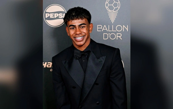 Lamin Yamal ilin ən yaxşı gənc futbolçusu oldu