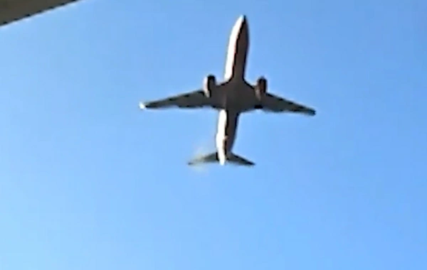 Появился МОМЕНТ попадания птицы в двигатель разбившегося самолета