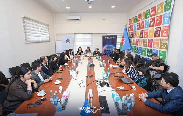 Global Media Group BMT-nin Qlobal Sazişi ilə birgə Dayanıqlı yaşayış mühitinin dili mövzusunda media sessiyası təşkil edib