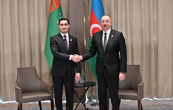 İlham Əliyev Türkmənistan Prezidentini təbrik edib