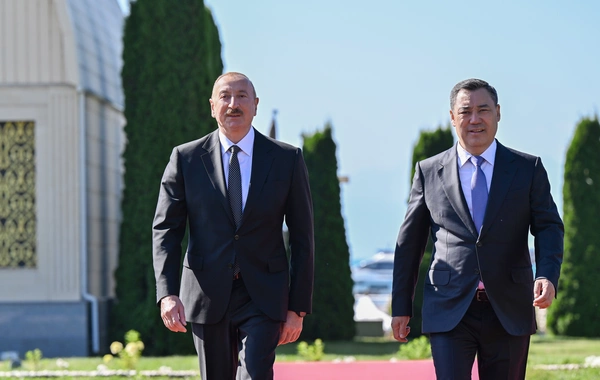 Azərbaycan və Qırğızıstan prezidentlərinin təltifolunma mərasimi keçirilib