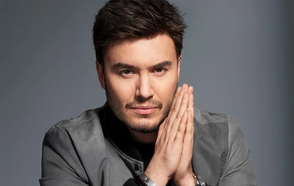 Mustafa Cecelinin bu məşhur mahnısını azərbaycanlı bəstəkar yazıb