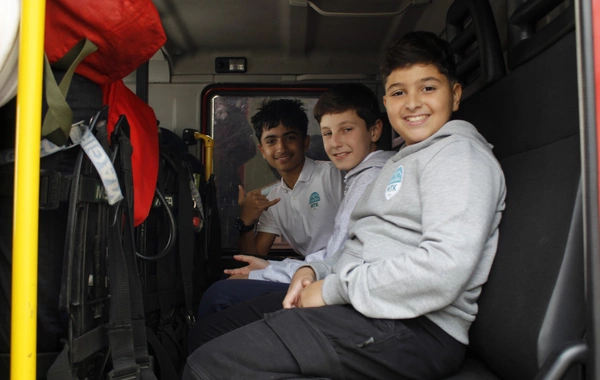 FHN şagird və müəllimlərlə təlim keçirdi