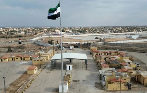 İraq 10 ildən sonra Suriya ilə sərhəd keçid məntəqəsini açıb