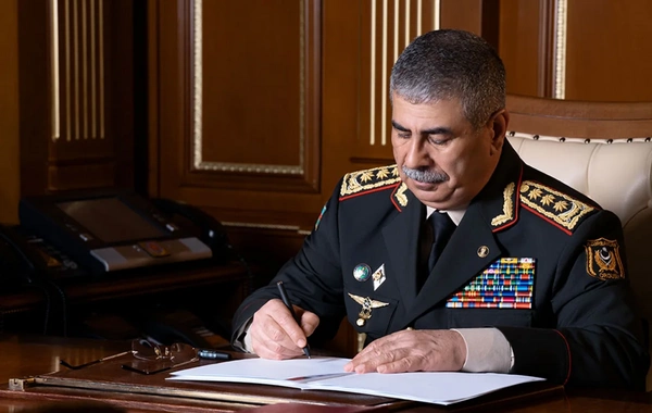 Zakir Həsənov Pakistan tərəfinə başsağlığı verib