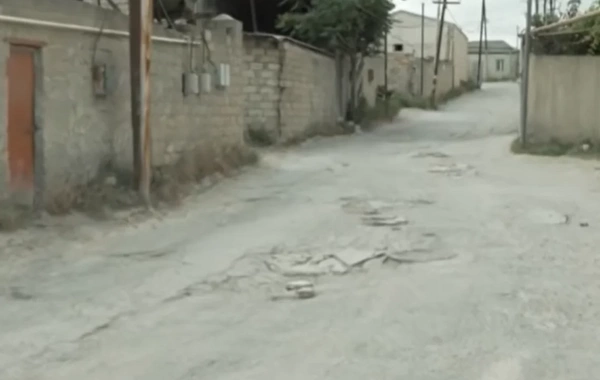 Binəqədinin Cantəpə massivinin yolları əhalinin canını boğaza yığıb