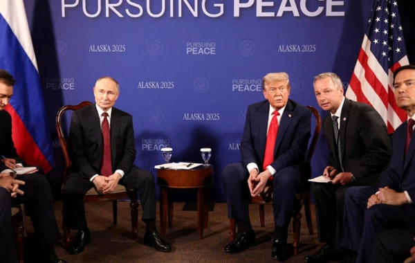 Начались переговоры Дональда Трампа и Владимира Путина