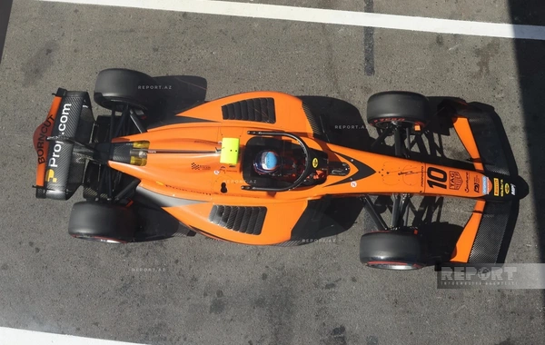 Bakıda keçirilən "Formula 2" üzrə Azərbaycan Qran-prisində ikinci əsas yarış başlayıb