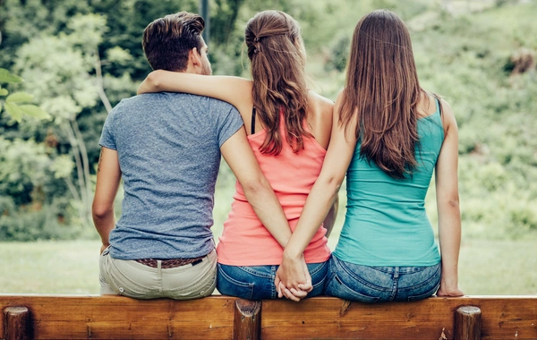 Xanımların DİQQƏTİNƏ! - Astroloq evlənməkdən qorxan, qaçan kişilərin BÜRCLƏRİNİ açıqladı