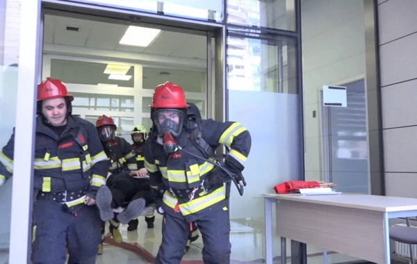 Fövqəladə Hallar Nazirliyi Bakı Sağlamlıq Mərkəzində təlim keçirib