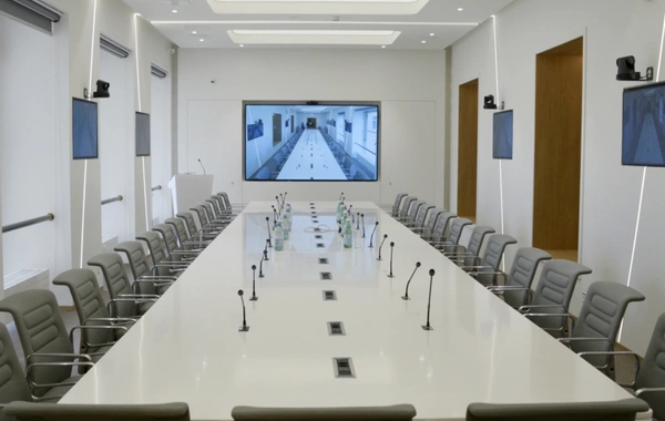 Leyla Əliyeva BMT-nin Cenevrə ofisində "Azərbaycan otağı" ilə tanış olub