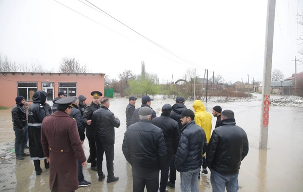 Xaçmazda aramsız yağan leysan nəticəsində 537 evi su basıb