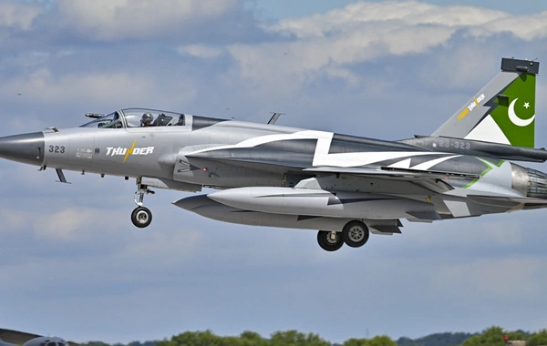 Pakistanın JF-17 Thunder qırıcıları Bakıda hərbi paradda iştirak edəcəklər