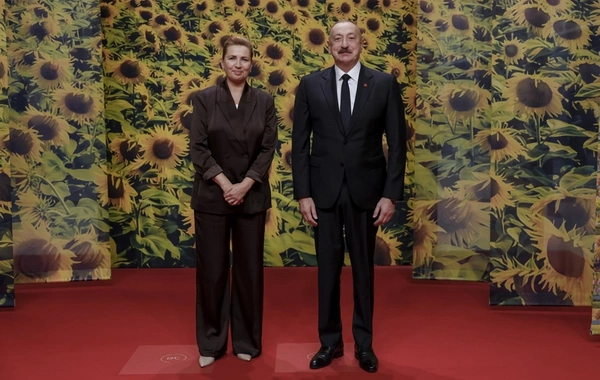 İlham Əliyev Kopenhagendə "Avropa Siyasi Birliyi"nin Zirvə toplantısının açılış mərasimində iştirak edib