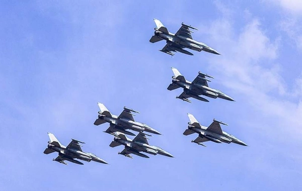 Polşa Rusiyanın fəallığına görə təyyarələrini havaya qaldırıb
