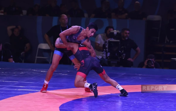 Abdurrahman Hüseynli dünya çempionatında gümüş medal qazanıb