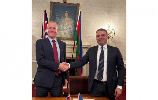 Azərbaycan və Britaniya müdafiə sahəsi üzrə əməkdaşlıq planı imzalayıb