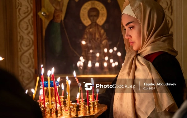 Müqəddəs Mürdaşıyan Zənənlər Kafedral kilsəsində Pasxa bayramından FOTOREPORTAJ