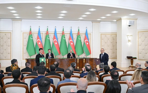 The exchange of Azerbaijani-Turkmen documents took place