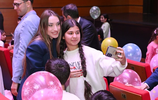 В Гянджинском драмтеатре состоялась премьера анимационного сериала "Иси и Пити"