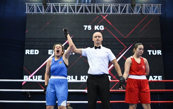Azərbaycan boksçuları Avropa çempionatını 8 medalla başa vurub Azərbaycan boksçuları Avropa çempionatını 8 medalla başa vurub