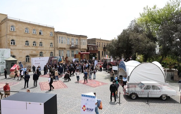 İçərişəhərdə Beynəlxalq Xalça Festivalının açılış mərasimi keçirilib