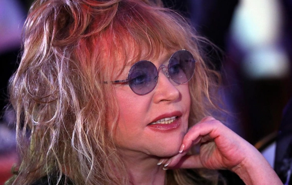 Стало известно, почему Пугачева перестала выходить в люди