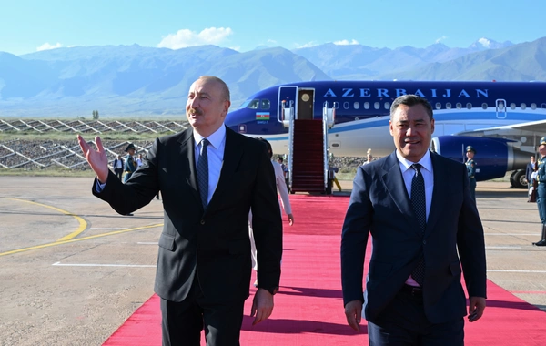 Prezident İlham Əliyev qırğız həmkarını Azərbaycana dövlət səfərinə dəvət edib