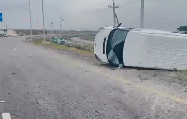 Sumqayıtda yük avtomobilləri toqquşub, xəsarət alanlar var
