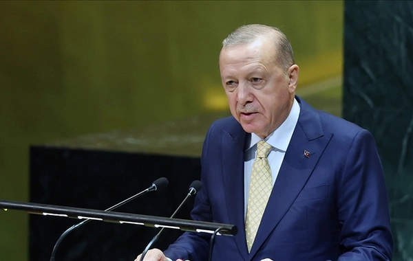 Ərdoğan: Azərbaycanla Ermənistan arasında daimi sülhə gedən addımların atılmasından məmnunuq