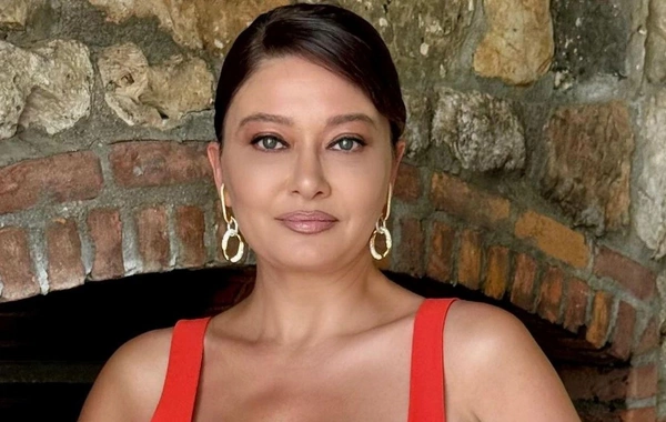 Nurgül Yeşilçay  Ömür Usta ilə qayıdır