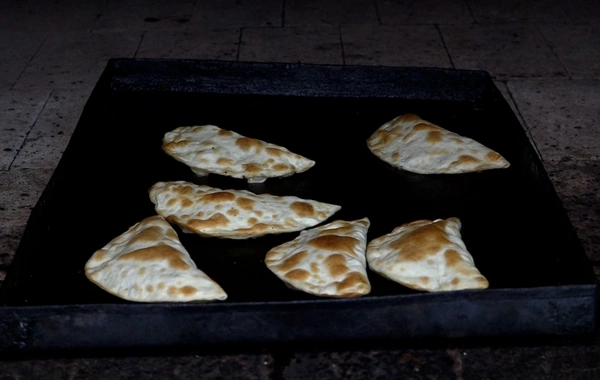 Dənizkənarı obyektlərdə dəvə qutabı ilə bağlı reydlər davam edir