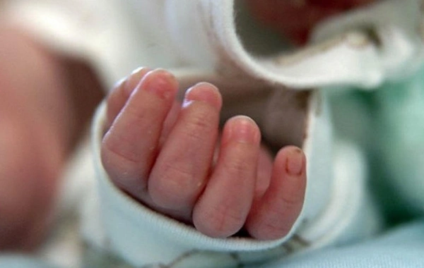 В Хырдалане младенец погиб во время кормления