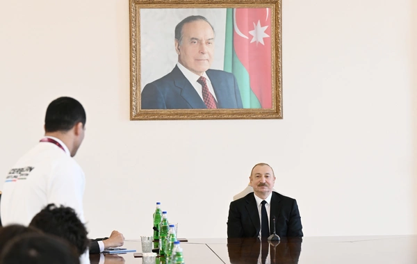İlham Əliyev Avropa çempionatında komanda hesabında çempion olan güləşçiləri qəbul edib