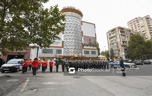 Bakıda Zəfər yürüşləri keçirildi