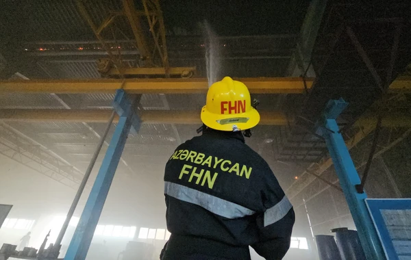 Bakıdakı güclü yanğın tam SÖNDÜRÜLDÜ
