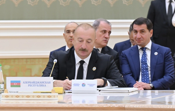 Türkmənbaşı şəhərində sənədlərin imzalanması mərasimi olub