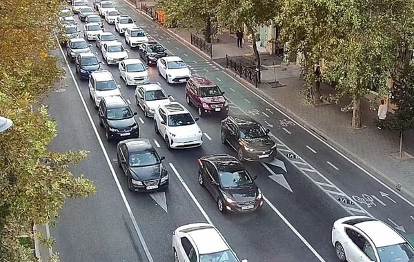 Bakının bu küçələrində sıxlıq var - SİYAHI Bakının bu küçələrində sıxlıq var - SİYAHI