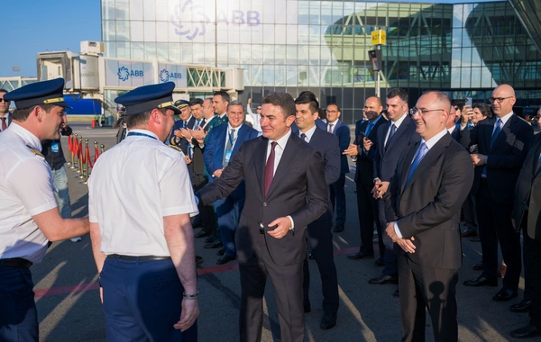 AZAL-ın ilk yeni nəsil "Airbus A321neo" təyyarəsi Bakıya çatıb