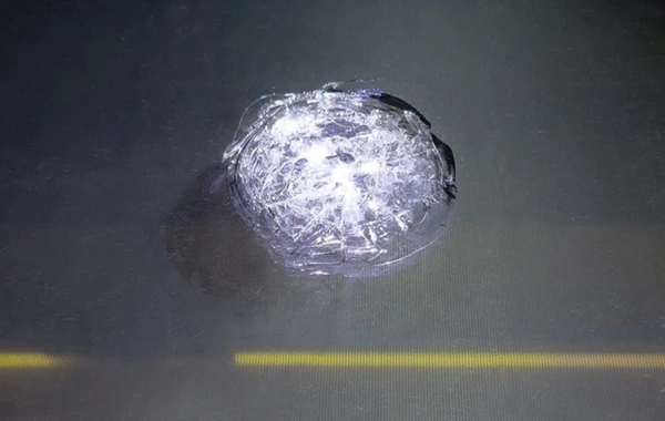 Sərnişinlə dolu Bakı-Sumqayıt qatarına daş atılıb