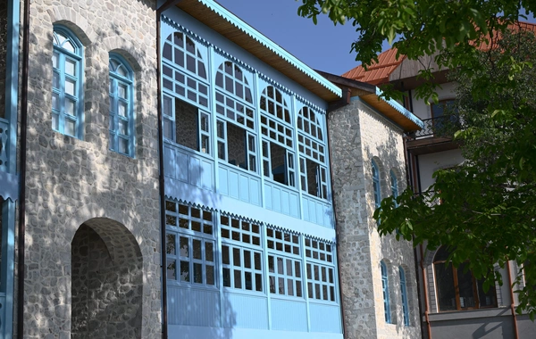 İlham Əliyev Şuşada "Sadıqcanın evi"nin bərpadan sonra açılışında iştirak edib