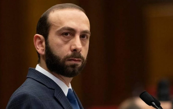 Mirzoyan: Rusiya Türkiyə və Azərbaycan istiqamətində dəmir yolunun bərpasının müzakirəsinə hazırdır