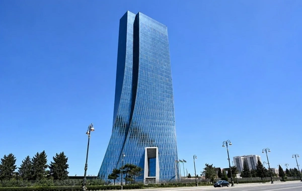 Mərkəzi Bankın yüksəkvəzifəli şəxsi işdən çıxdı