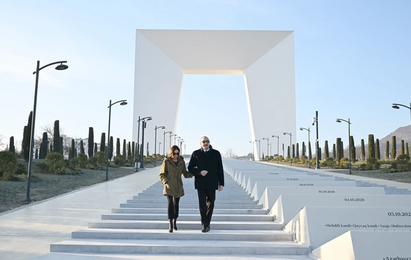 Prezident İlham Əliyev Xankəndi şəhərində Zəfər parkının açılışında iştirak edib