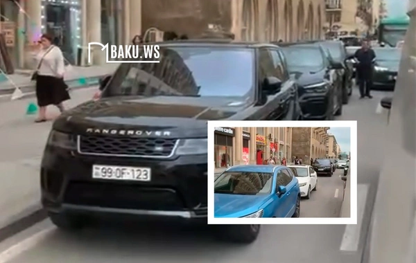 Moskva prospektində yolun sağ zolağı qeyri-qanuni parklanma səbəbindən tıxac yaradır