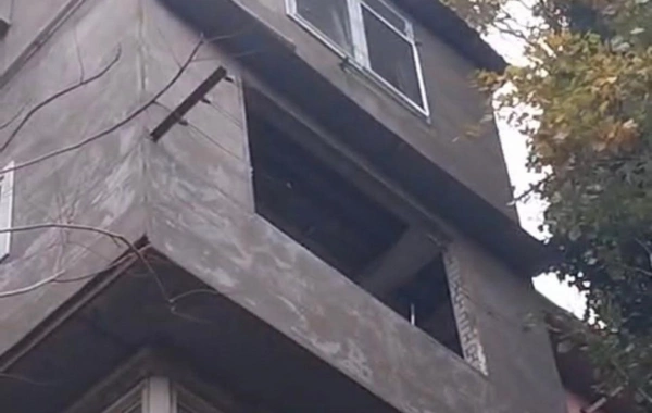 Bakıda yaşayış binasında PARTLAYIŞ: Xəsarət alan var